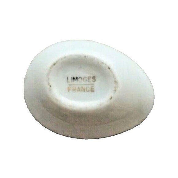 Limoges Trinket Box Oval Shaped Unhinged Floral France - Picture 6 of 7